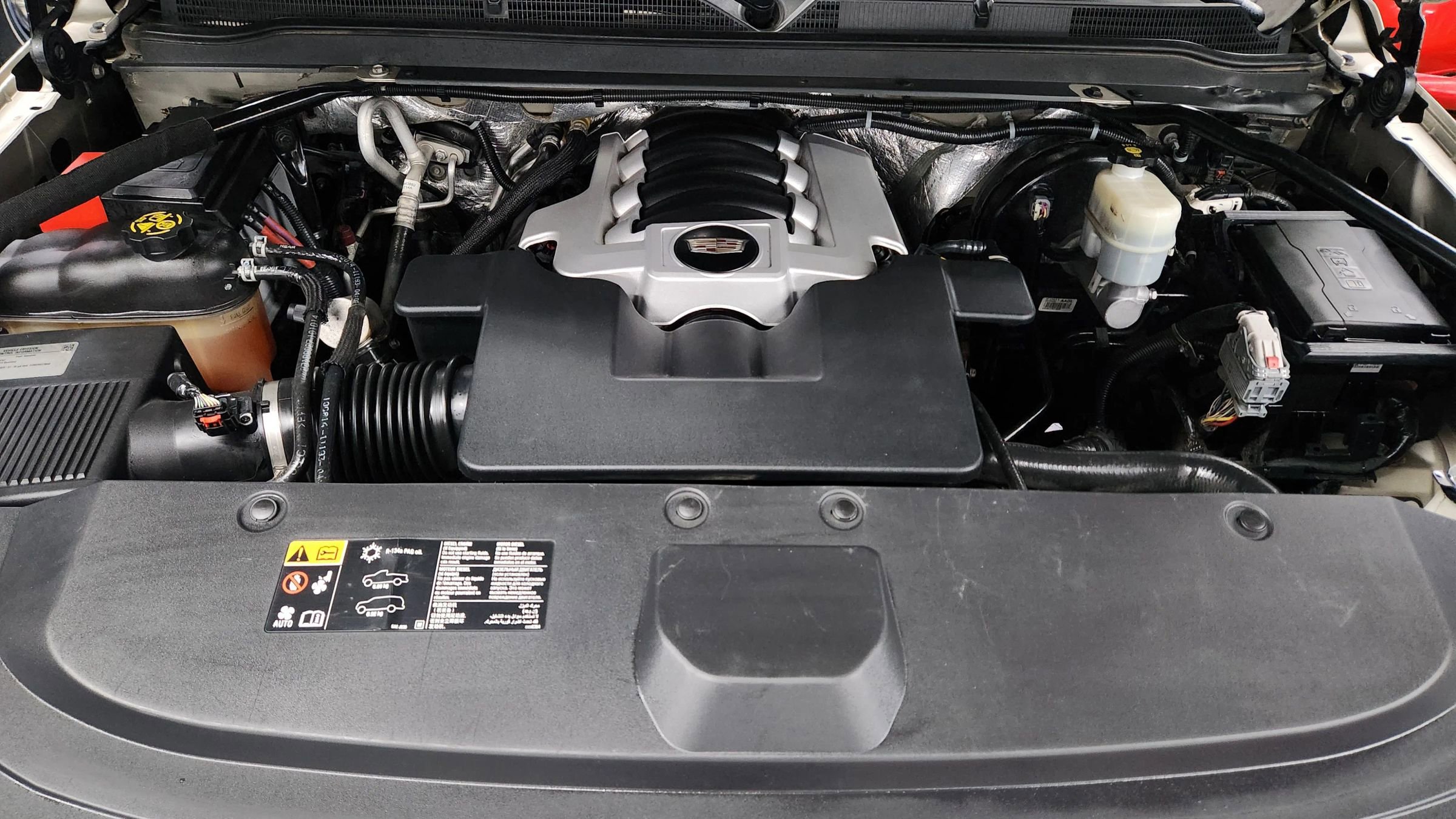 Used 2015 Cadillac Escalade Premium image 55