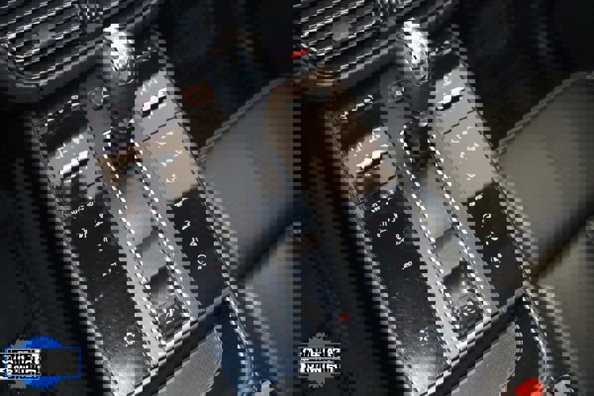 Used 2022 Porsche Macan image 30