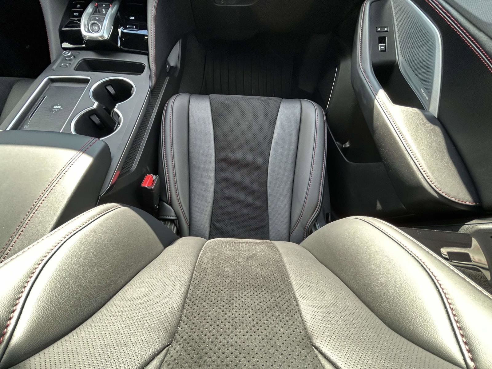 Used 2026 Acura MDX A-Spec image 15