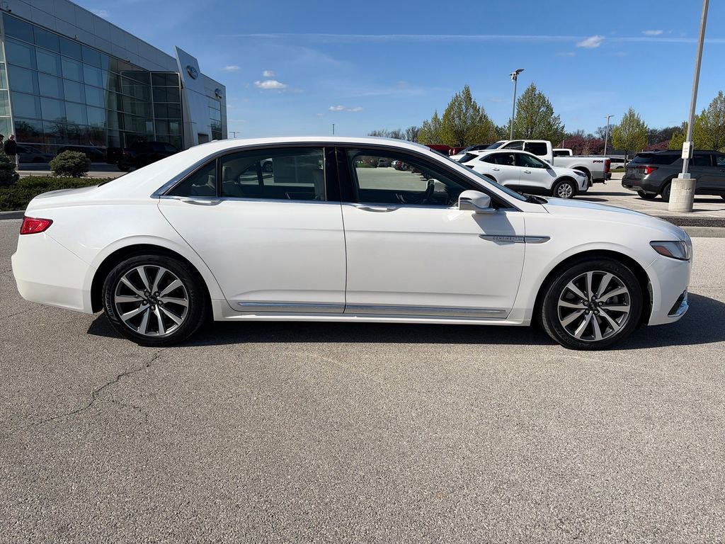 Used 2017 Lincoln Continental Premiere FWD image 8