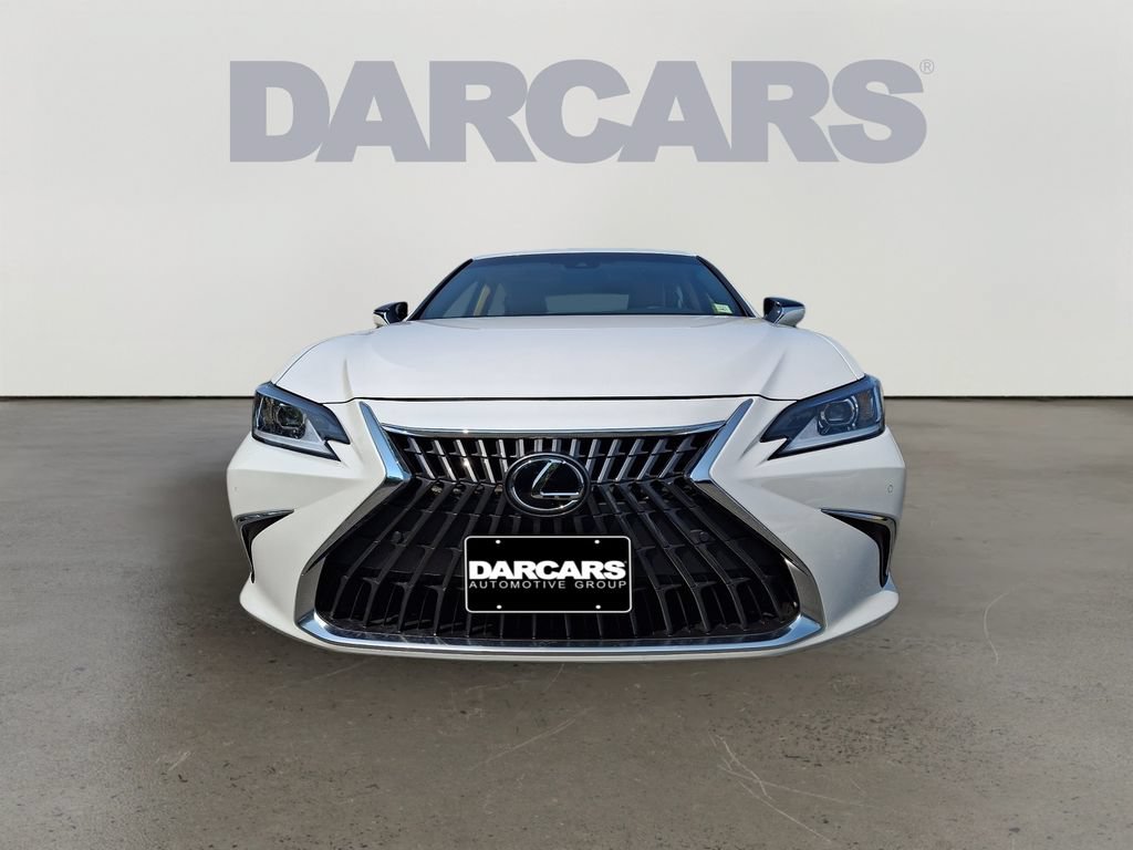 Used 2024 Lexus ES 350 w/ Premium Package FWD image 2