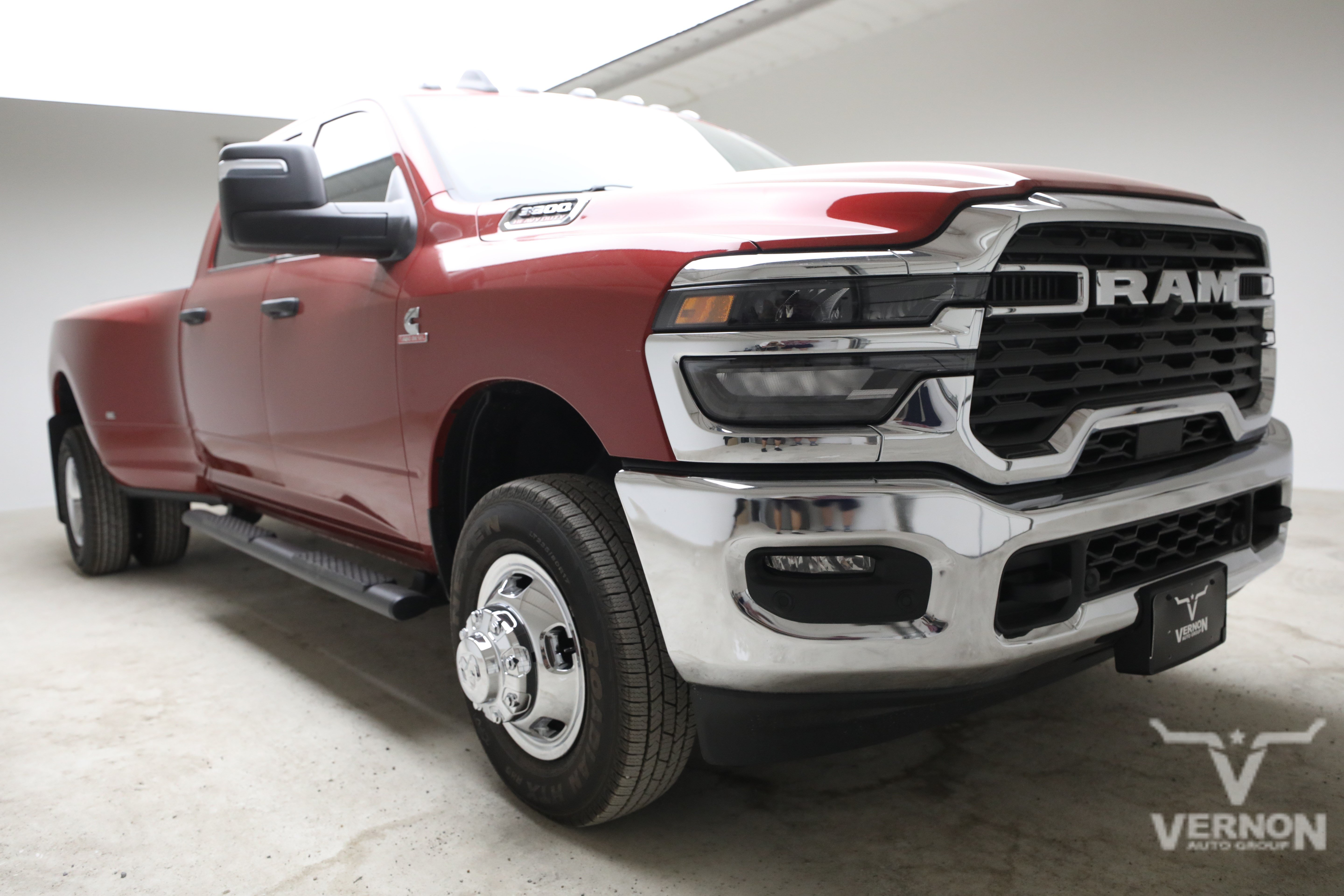 New 2026 RAM 3500 Tradesman AWD/4WD image 7