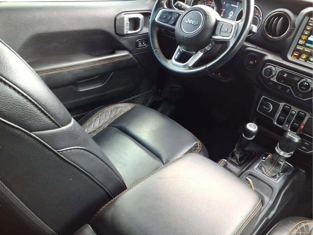 Used 2021 Jeep Wrangler Unlimited Sahara image 10