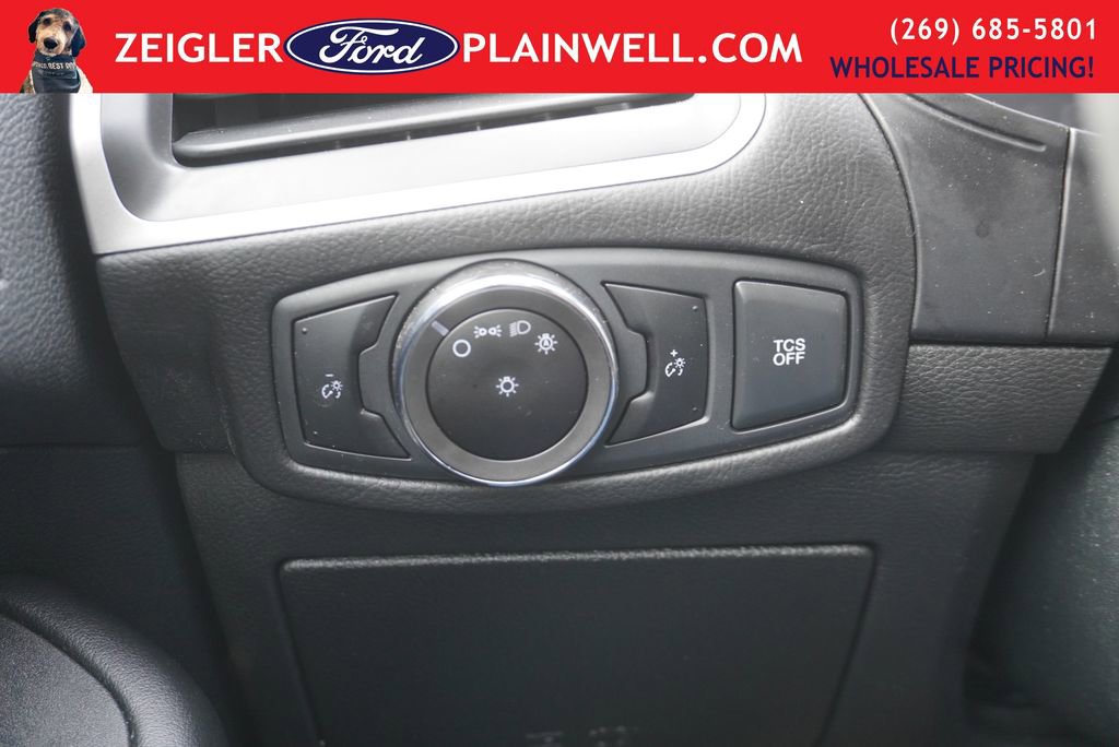 Used 2023 Ford Edge SE w/ Black Appearance Package image 27