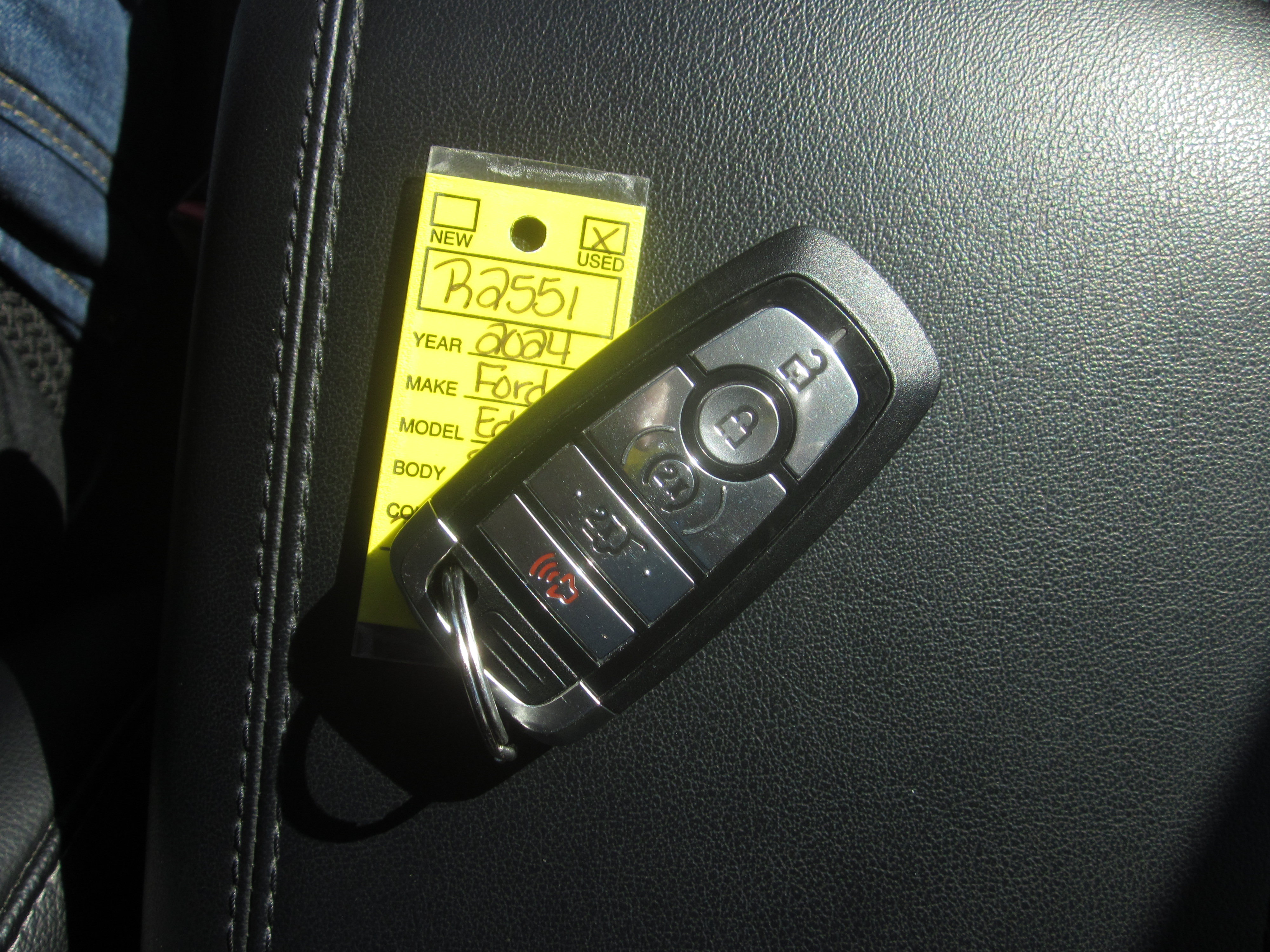 Used 2024 Ford Edge SEL w/ Convenience Package AWD/4WD image 16