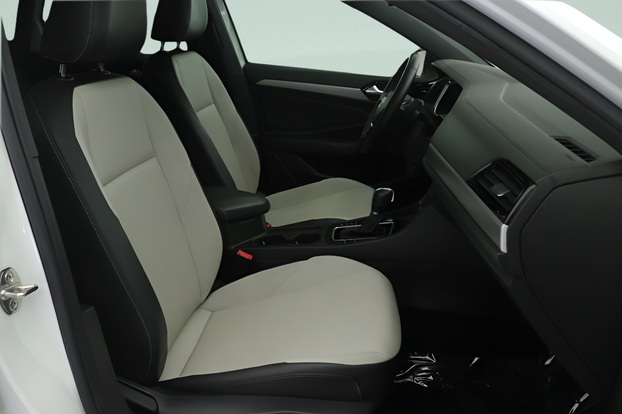 Used 2019 Volkswagen Jetta R-Line FWD image 28