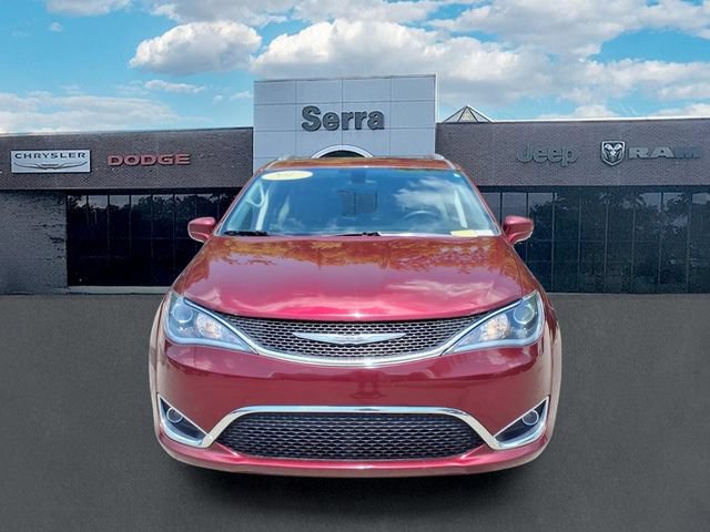 Used 2017 Chrysler Pacifica Touring-L Plus FWD image 2