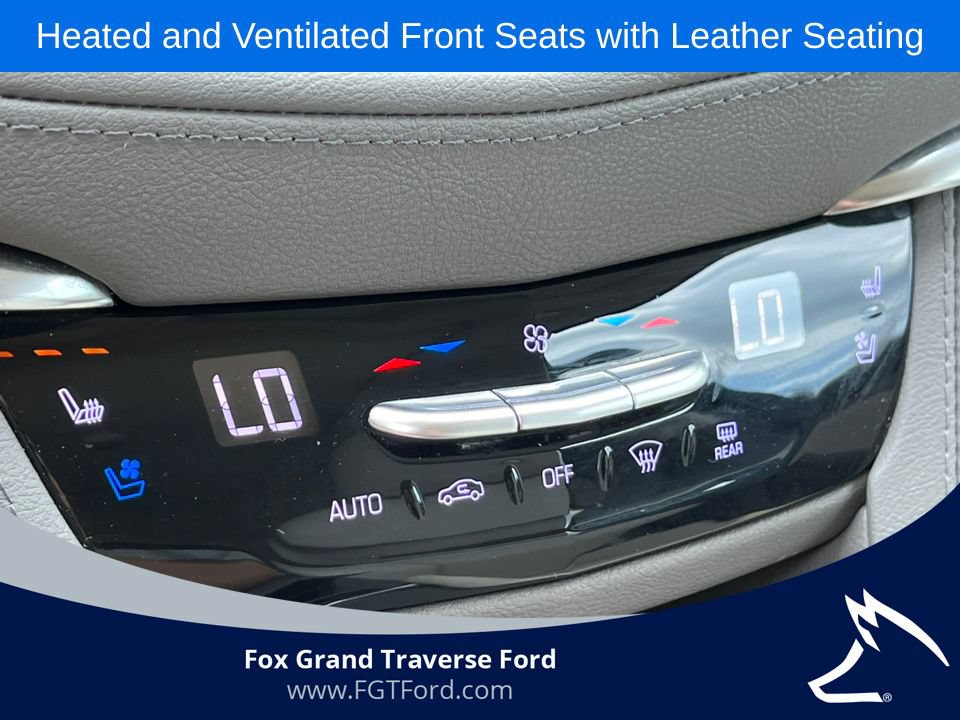 Used 2022 Cadillac XT5 Premium Luxury w/ Technology Package FWD image 25