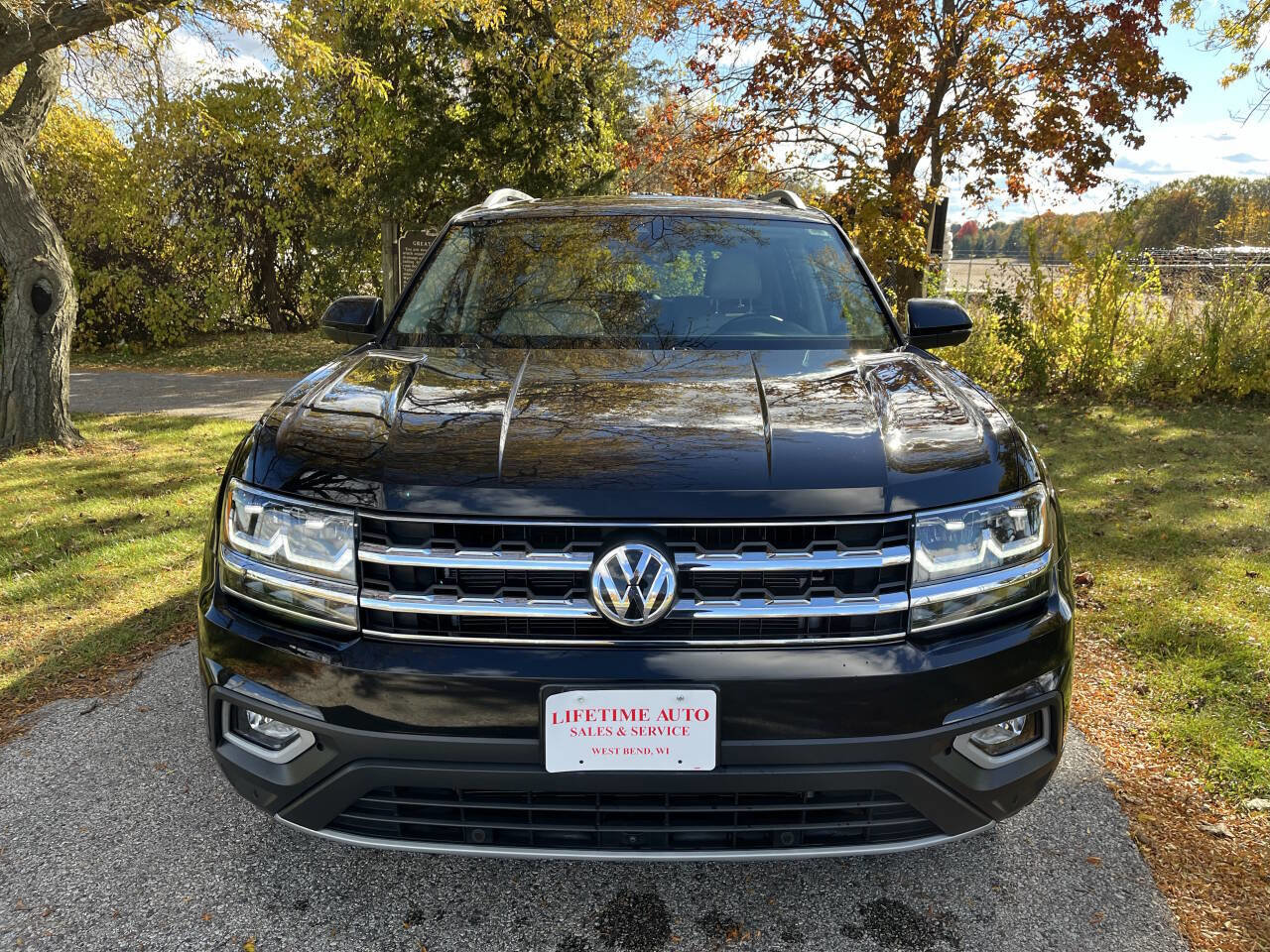 Used 2019 Volkswagen Atlas SEL Premium image 8