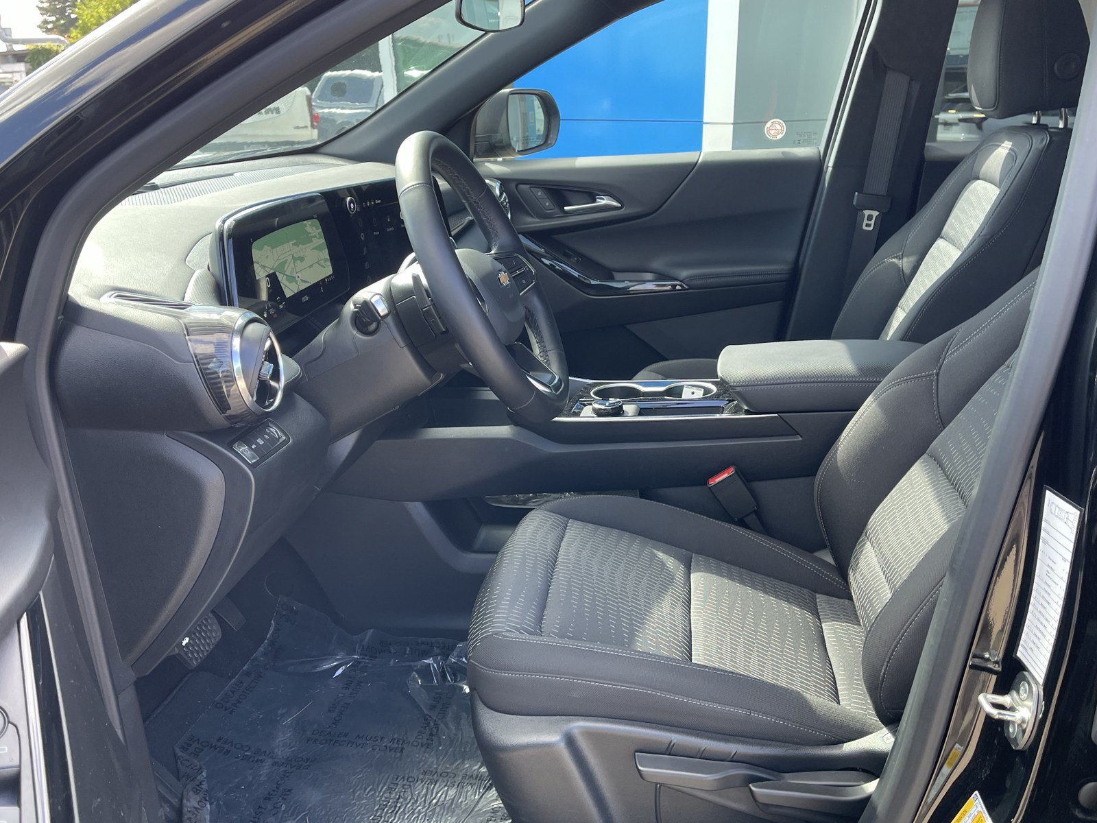 Used 2026 Chevrolet Equinox LT AWD/4WD image 11