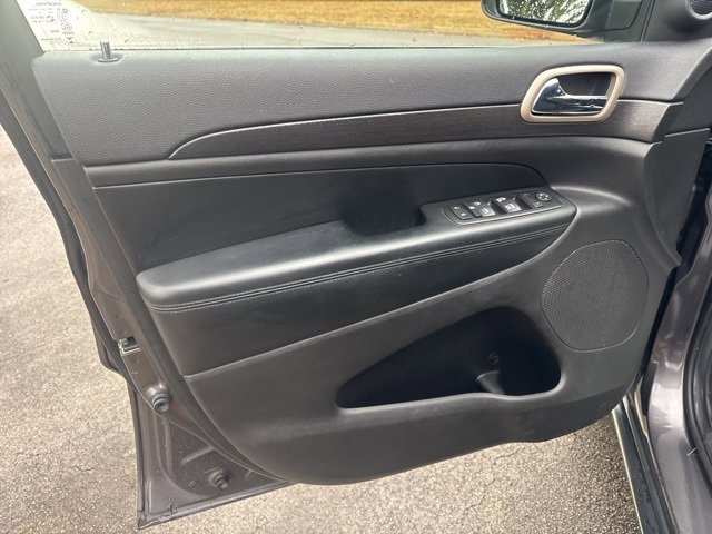 Used 2015 Jeep Grand Cherokee Laredo w/ Quick Order Package 23E image 13