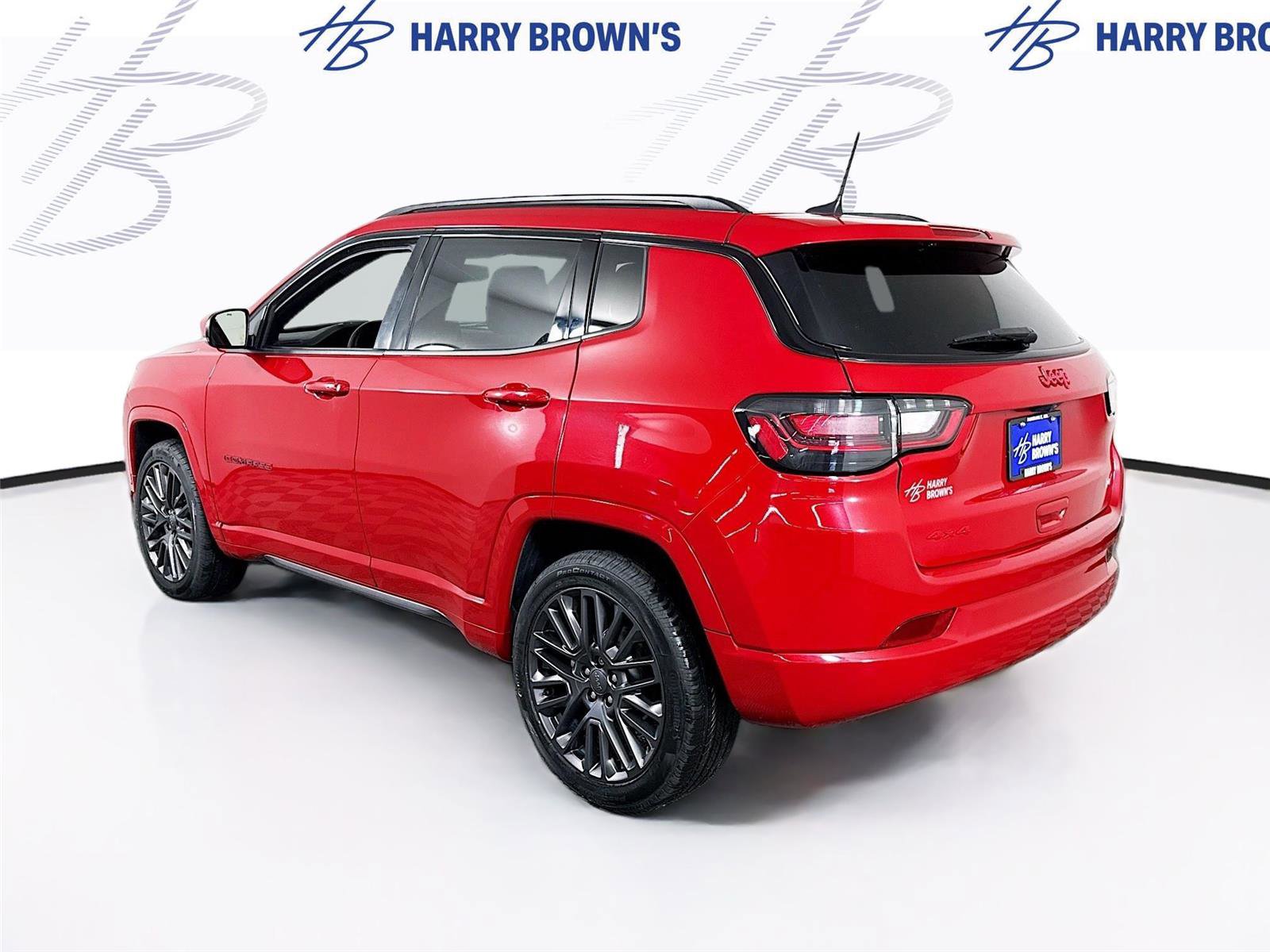 Used 2022 Jeep Compass Limited w/ (RED) Package image 30