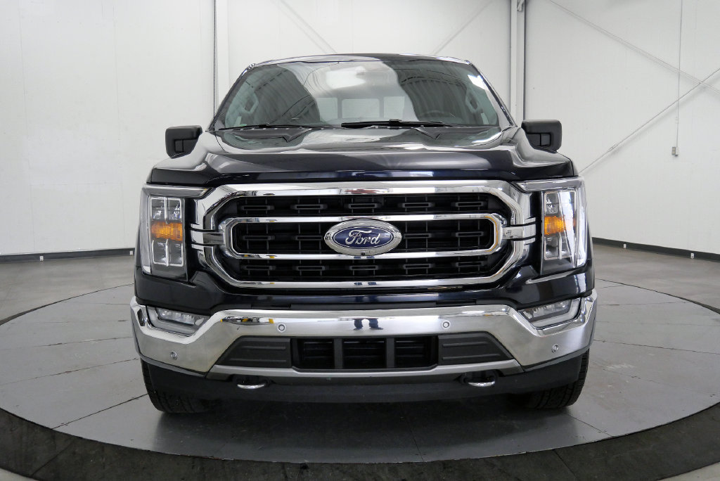 Used 2021 Ford F150 XLT w/ Equipment Group 302A High AWD/4WD image 3