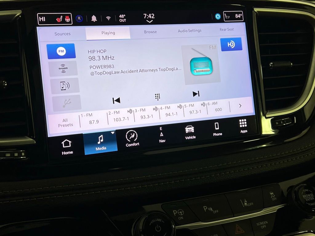 Used 2022 Chrysler Pacifica Pinnacle image 19