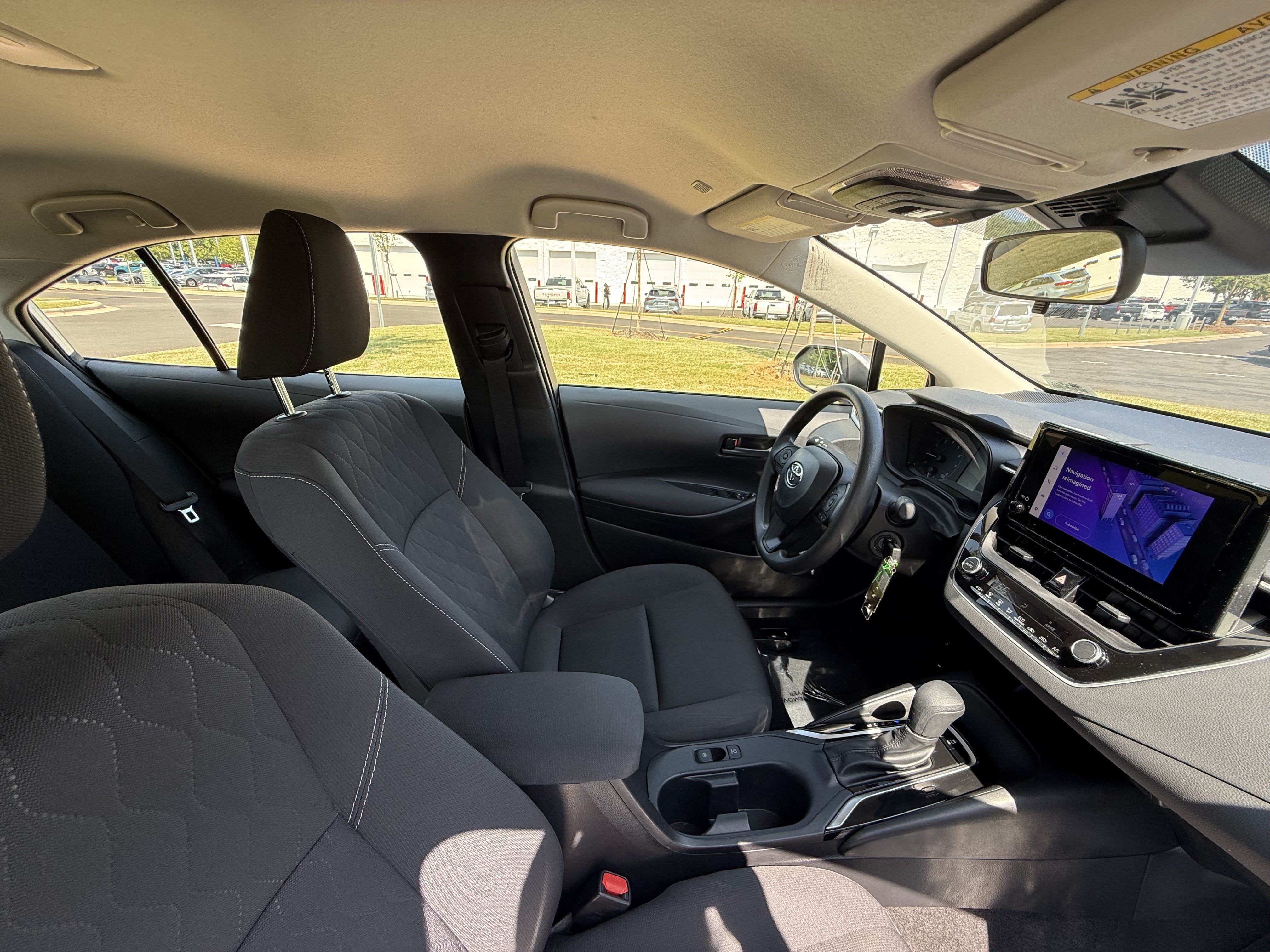 Used 2023 Toyota Corolla LE FWD image 32
