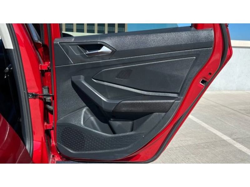 Used 2023 Volkswagen Jetta SE image 16