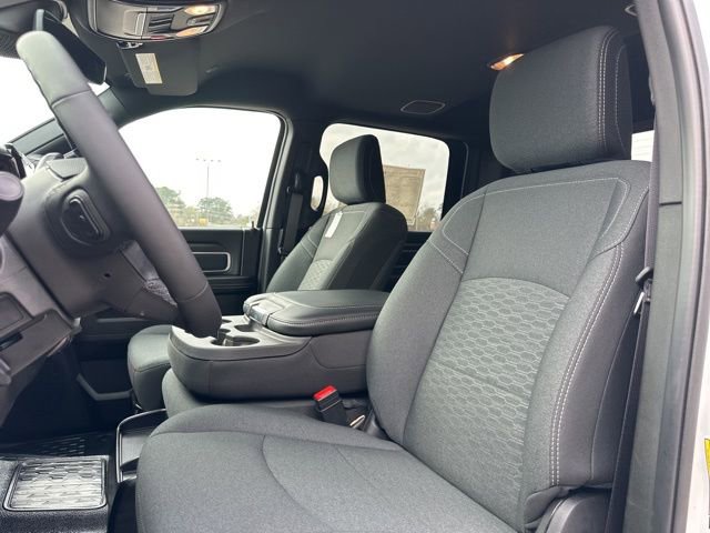 New 2026 RAM 3500 Big Horn AWD/4WD image 10