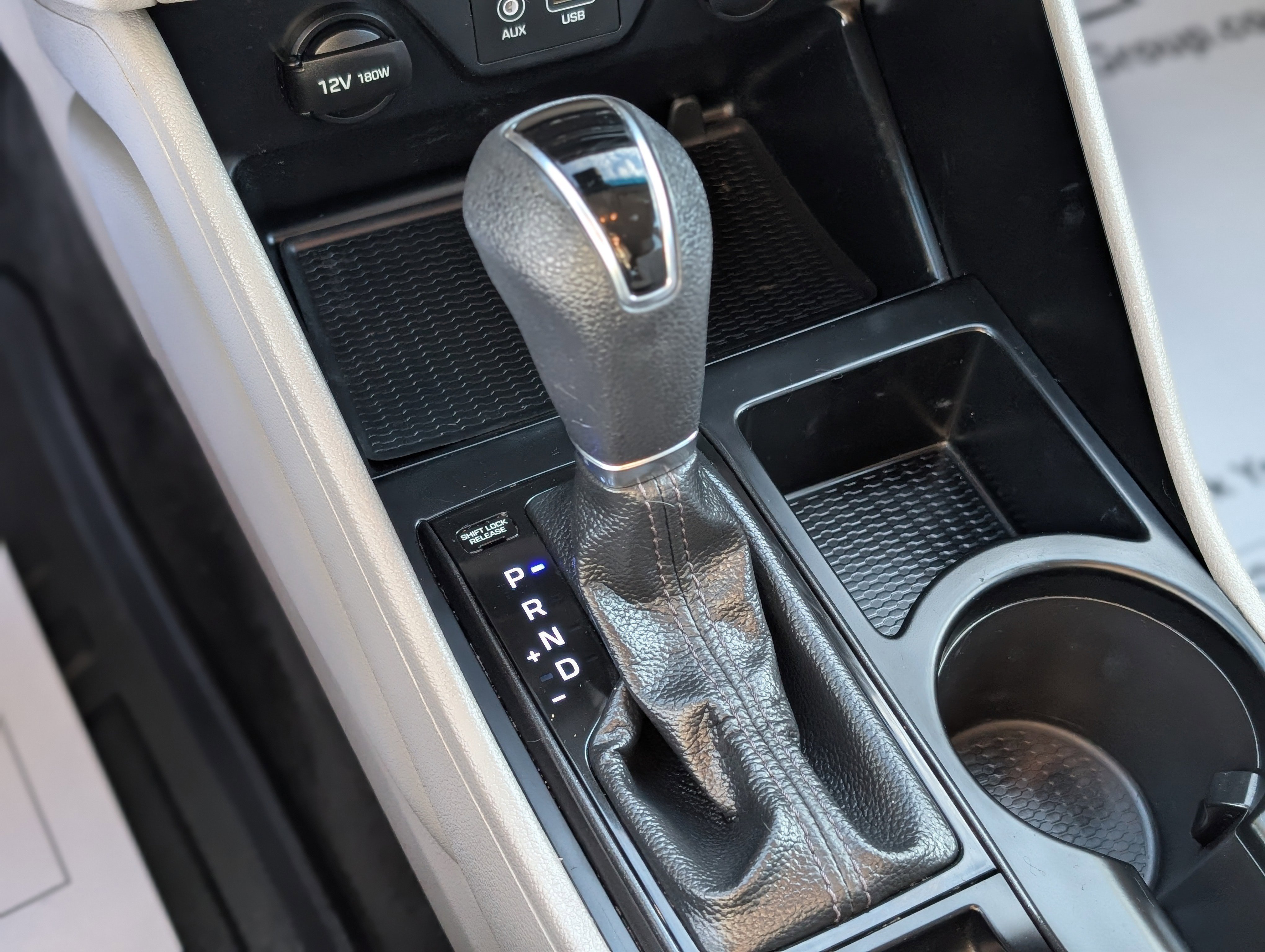 Used 2019 Hyundai Tucson SE image 21