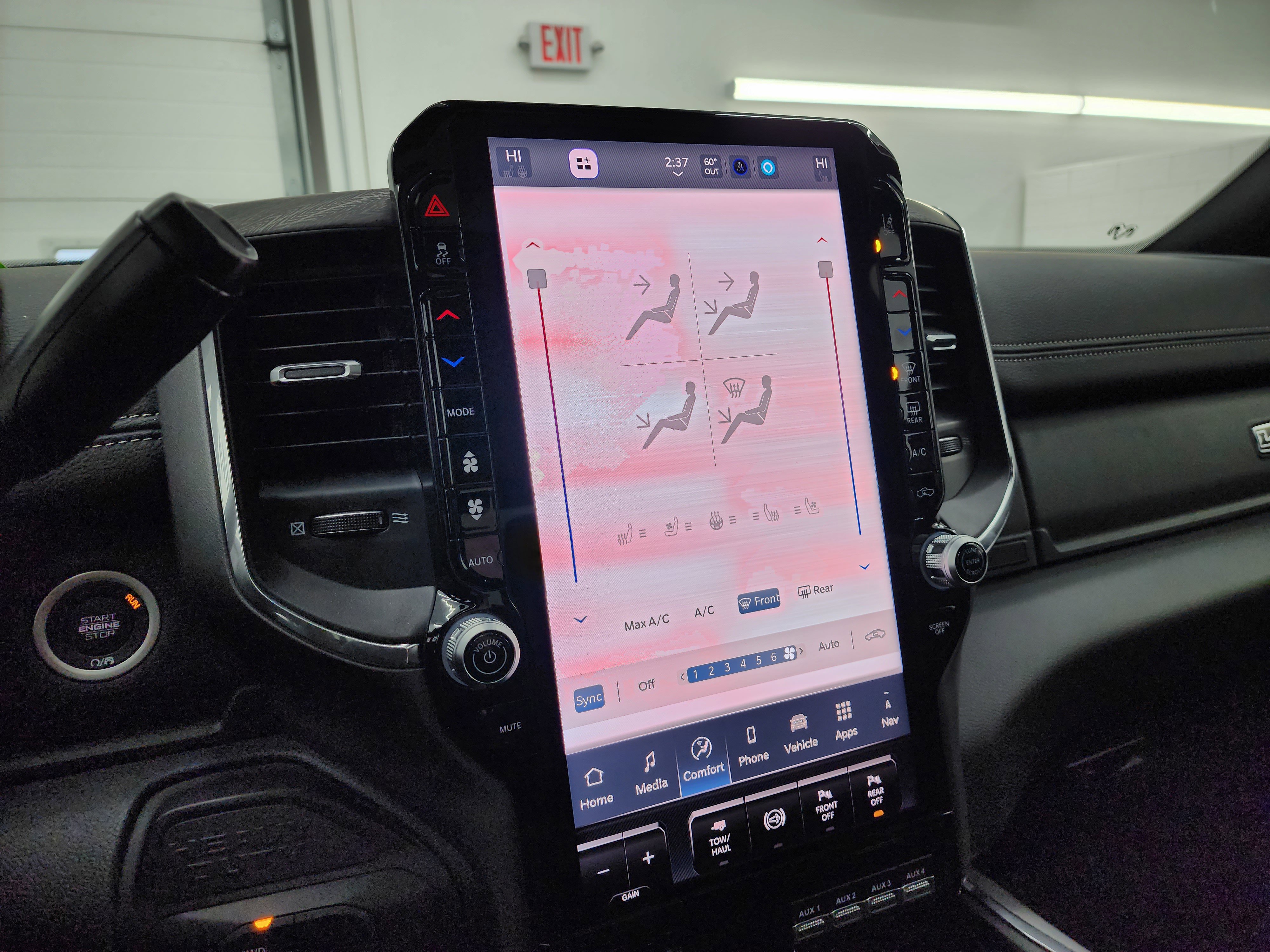 Used 2025 RAM 3500 Laramie image 51