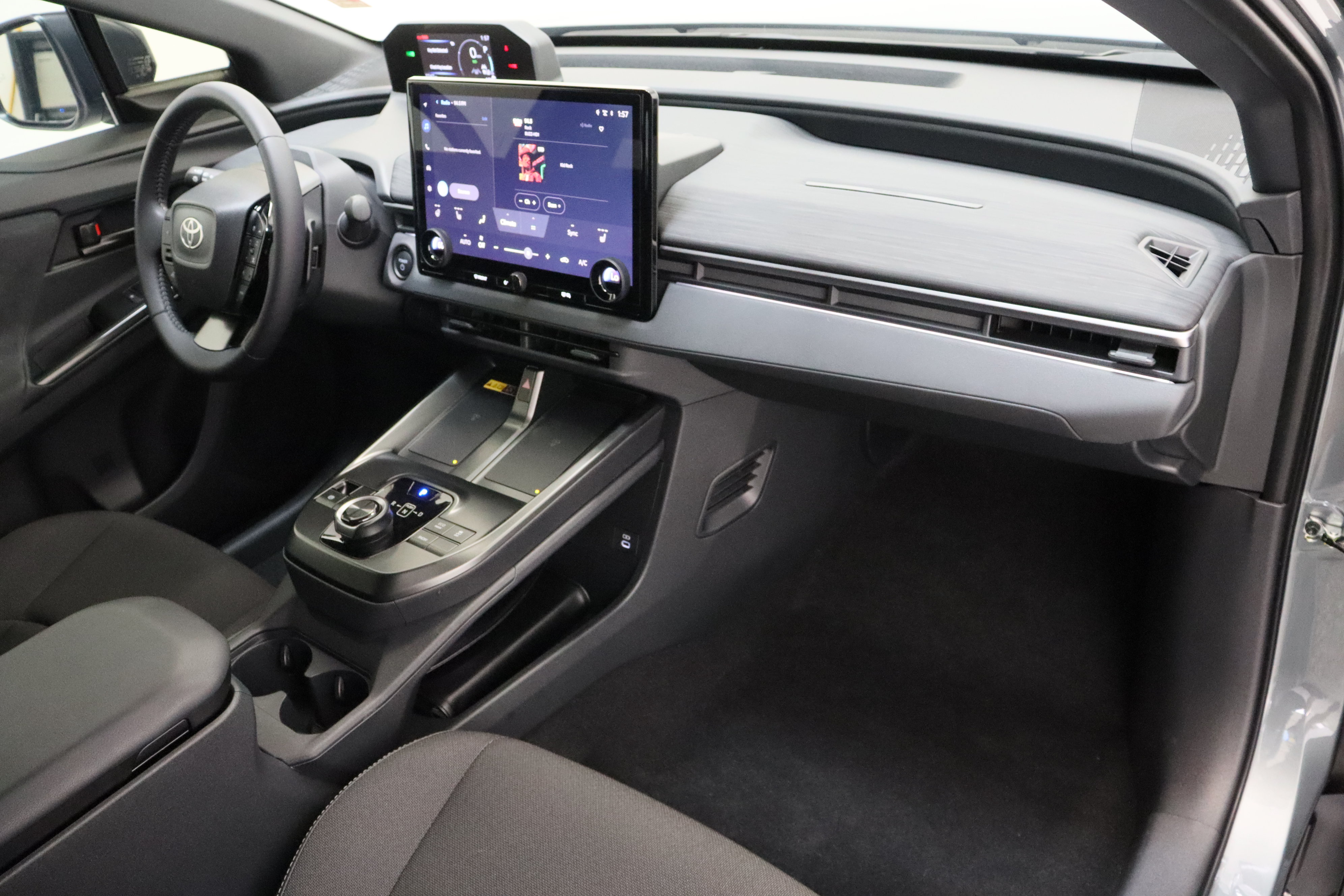 Certified 2026 Toyota C-HR AWD/4WD image 35