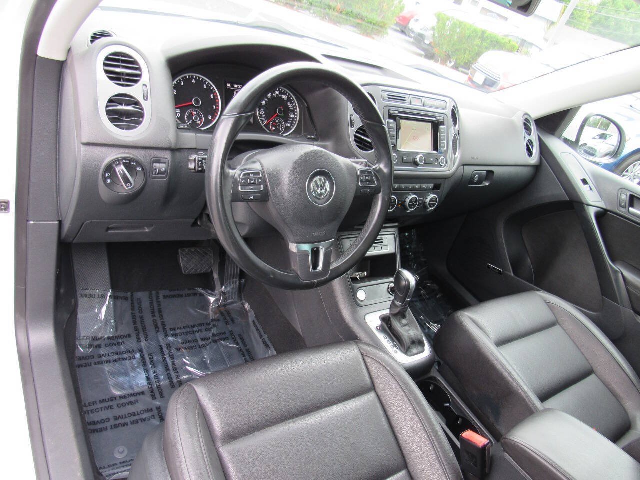 Used 2015 Volkswagen Tiguan SEL AWD/4WD image 15