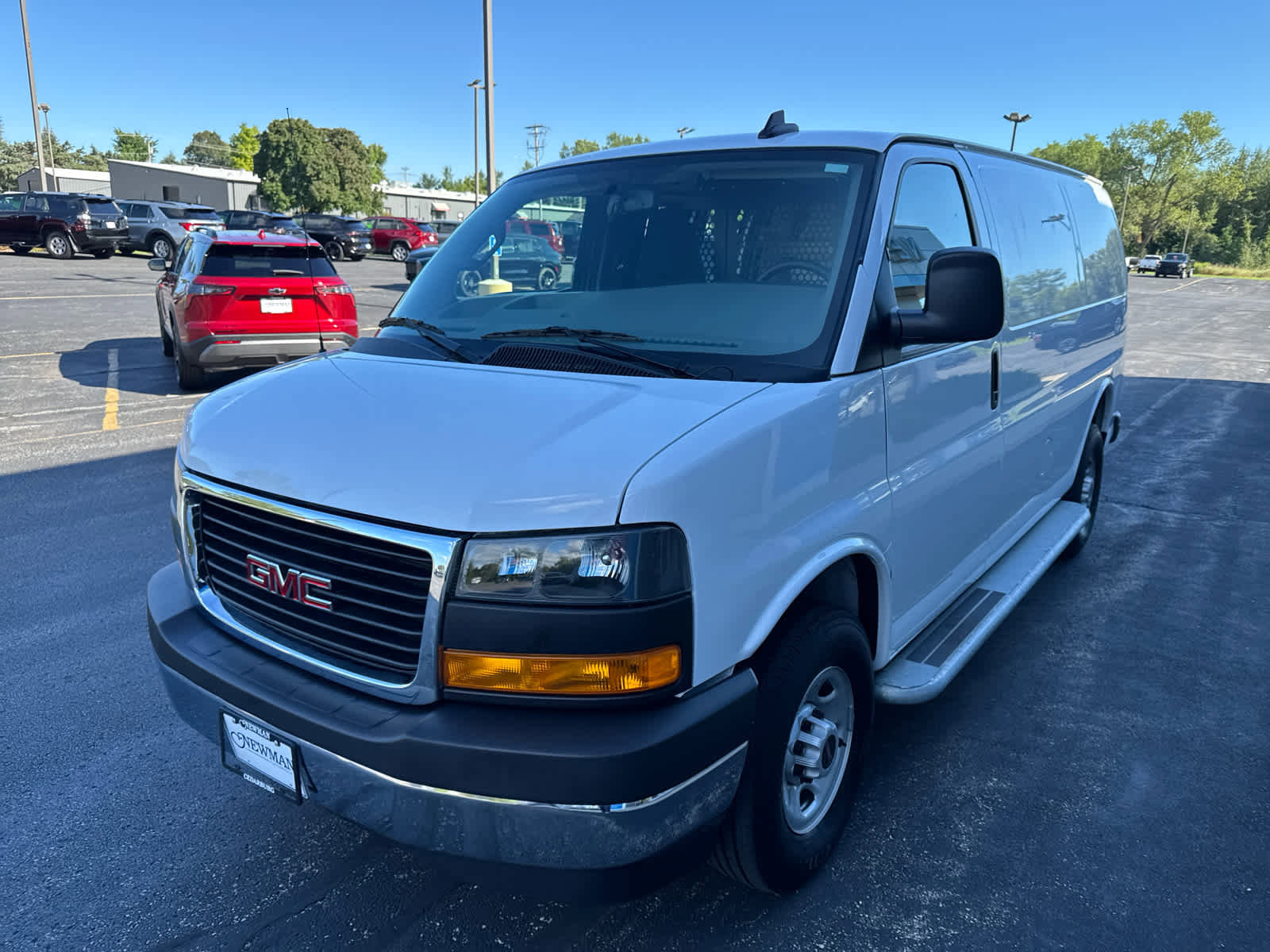 Used 2024 GMC Savana 2500 w/ Driver Convenience Package image 12