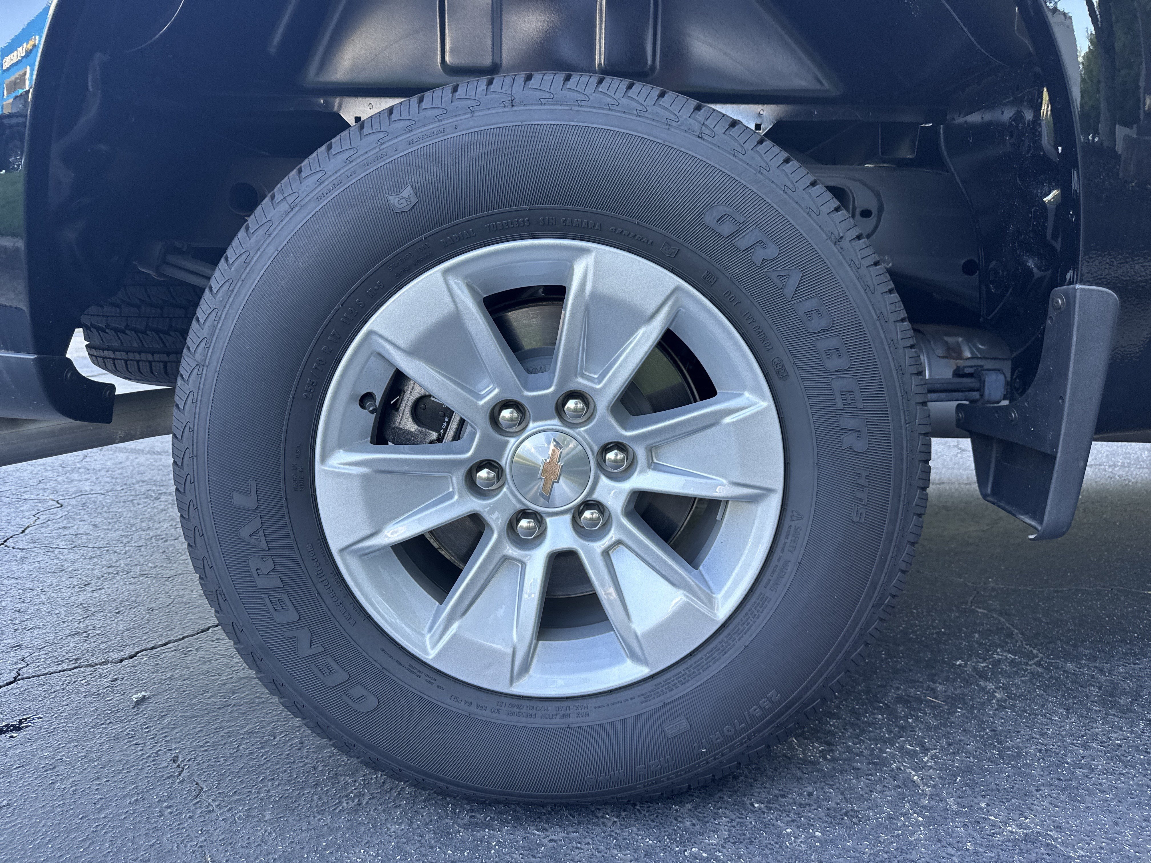 Certified 2025 Chevrolet Silverado 1500 W/T w/ WT Value Package AWD/4WD image 16