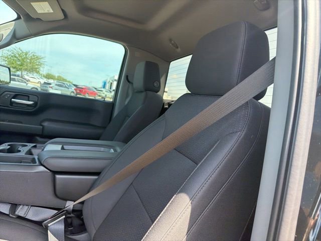 Used 2026 Chevrolet Silverado 1500 W/T w/ WT Value Package AWD/4WD image 14