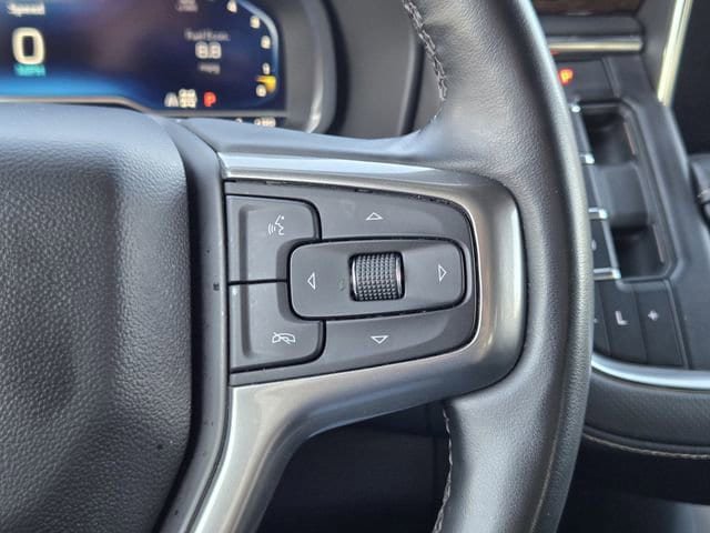 Used 2023 Chevrolet Suburban Premier AWD/4WD image 29