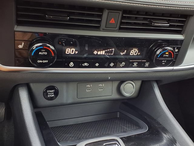 New 2026 Nissan Rogue Dark Armor AWD/4WD image 16