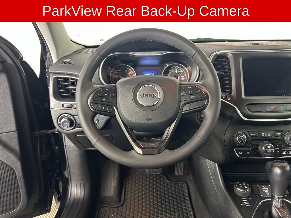 Used 2022 Jeep Cherokee Trailhawk w/ Comfort/Convenience Group AWD/4WD image 9
