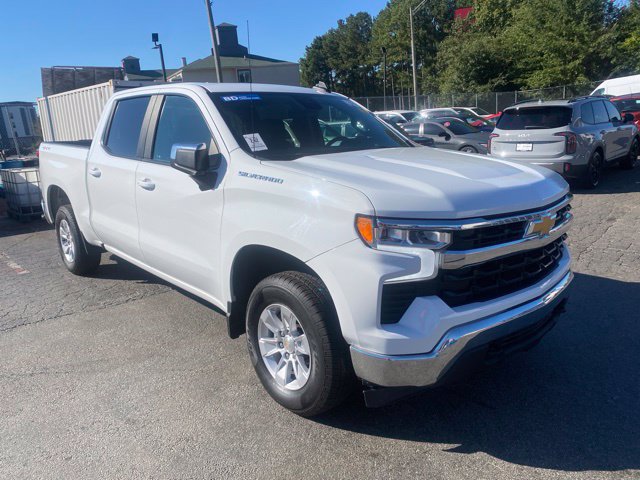Used 2025 Chevrolet Silverado 1500 LT AWD/4WD image 2