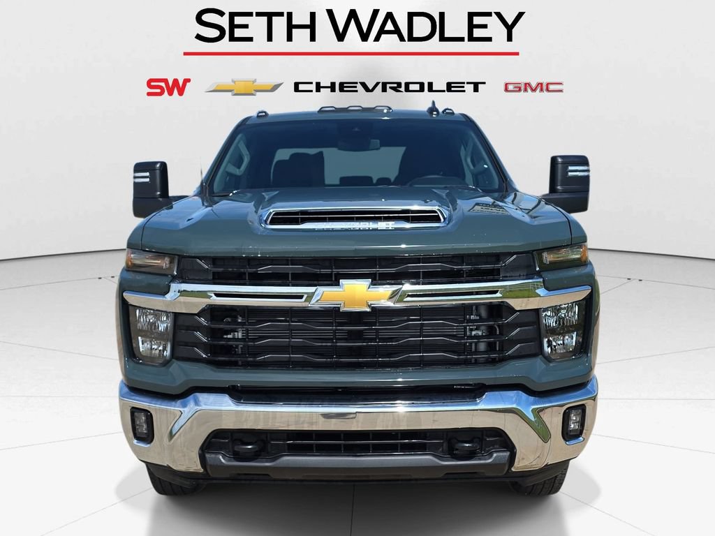 New 2026 Chevrolet Silverado 3500 LT w/ Convenience Package AWD/4WD image 2
