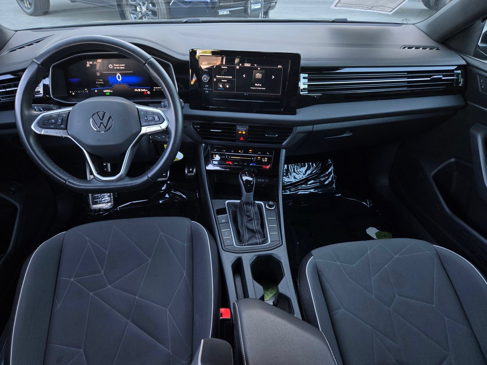 Used 2025 Volkswagen Jetta Sport FWD image 12