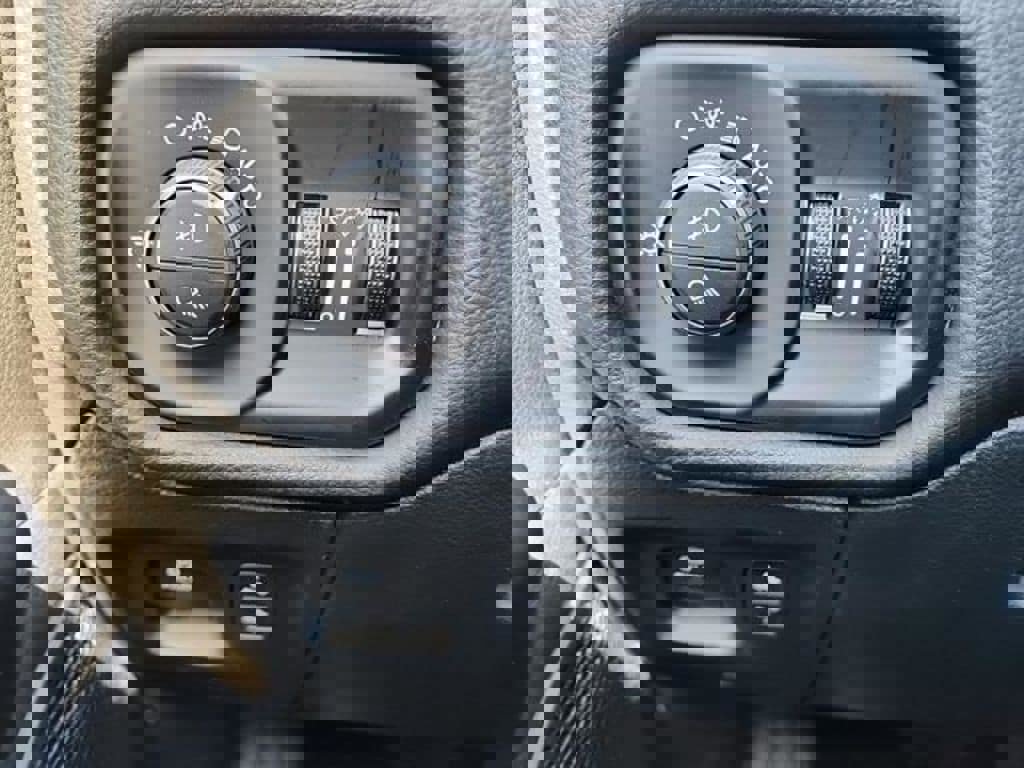 New 2025 RAM 1500 Big Horn image 12