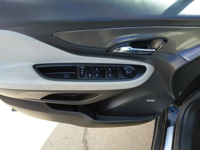Used 2017 Buick Encore Premium w/ Experience Buick Package image 28