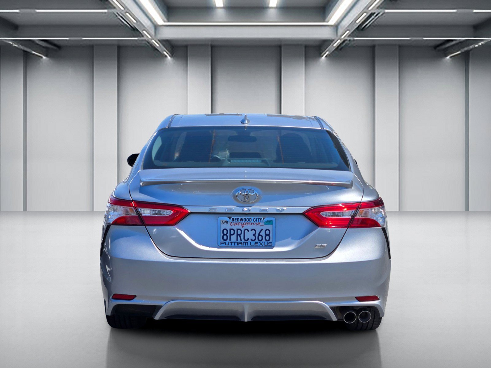 Used 2020 Toyota Camry SE FWD image 6