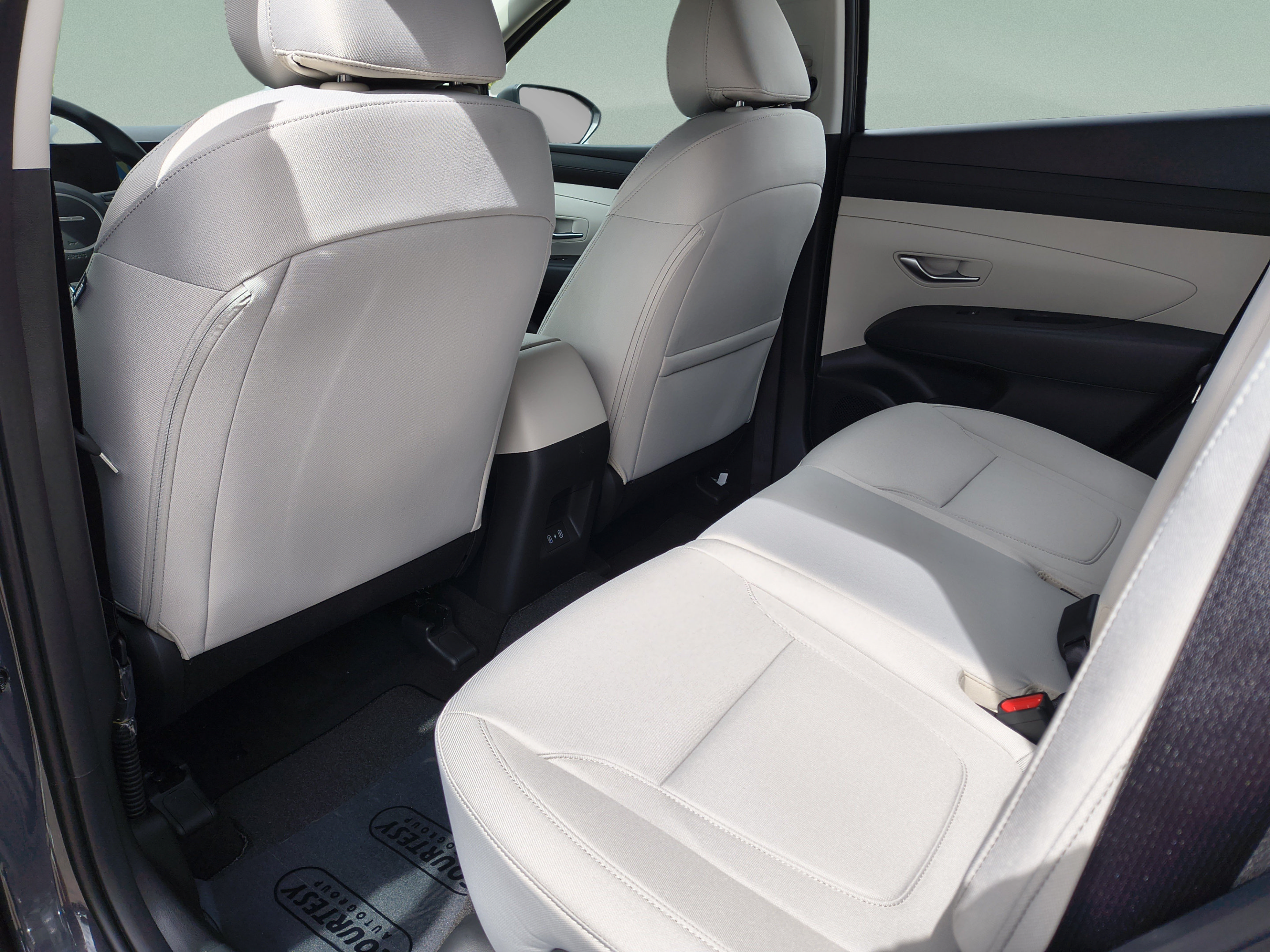 New 2026 Hyundai Tucson SE FWD image 14