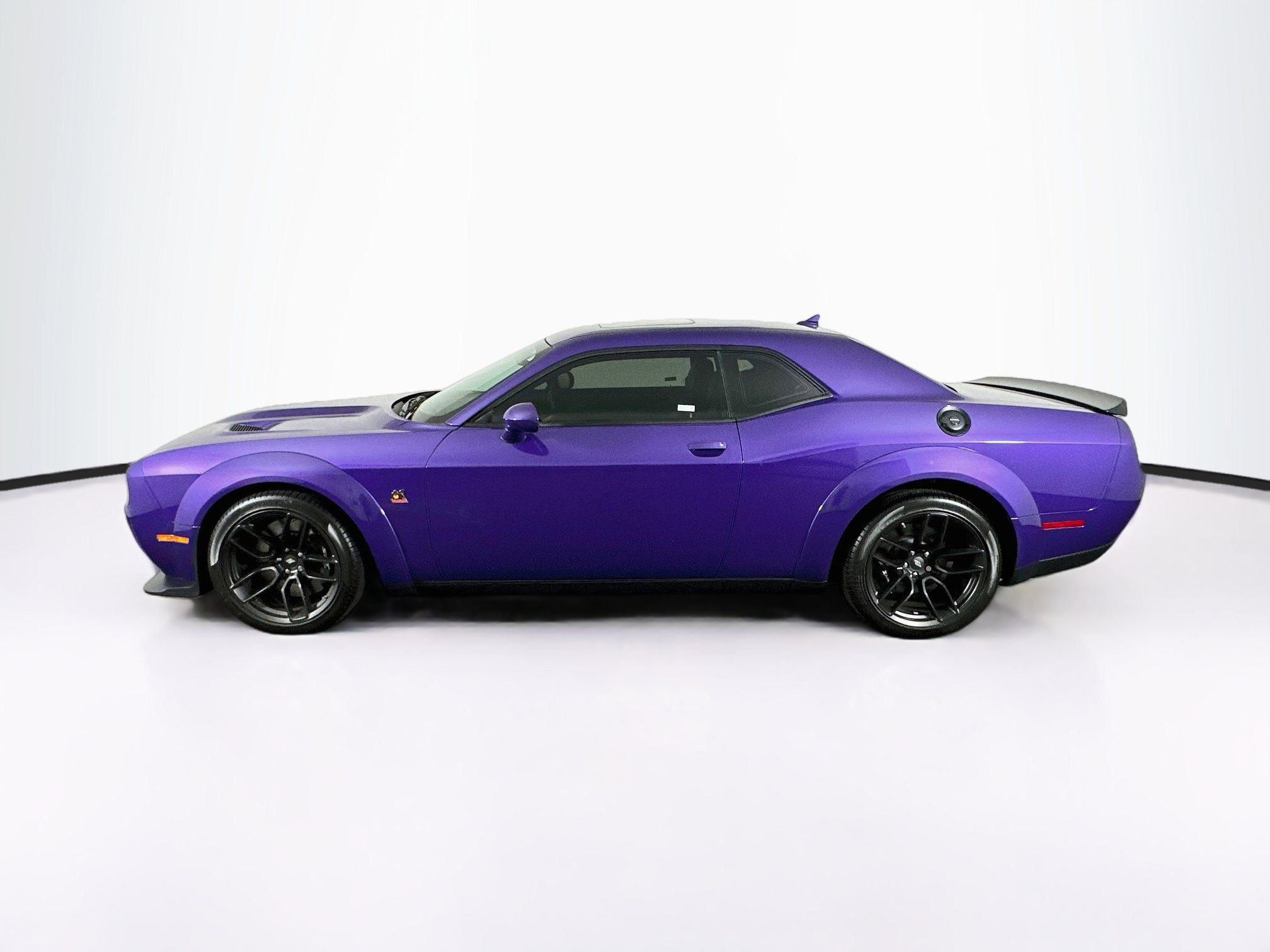 Used 2023 Dodge Challenger R/T Scat Pack RWD image 4