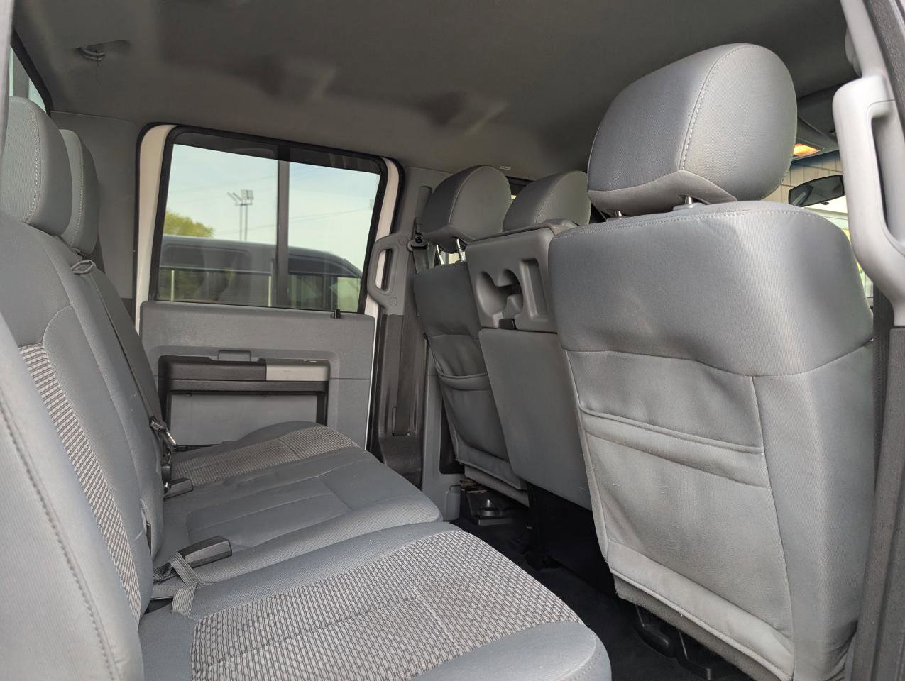 Used 2015 Ford F250 XLT w/ Camper Package image 19