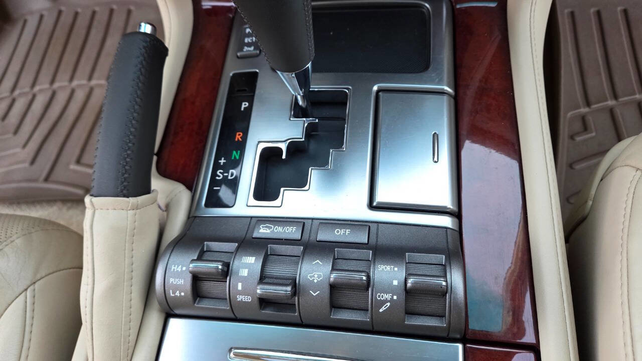 Used 2011 Lexus LX 570 4WD image 49