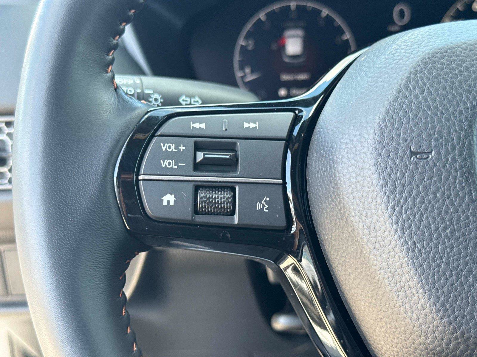 Certified 2026 Honda HR-V Sport image 28