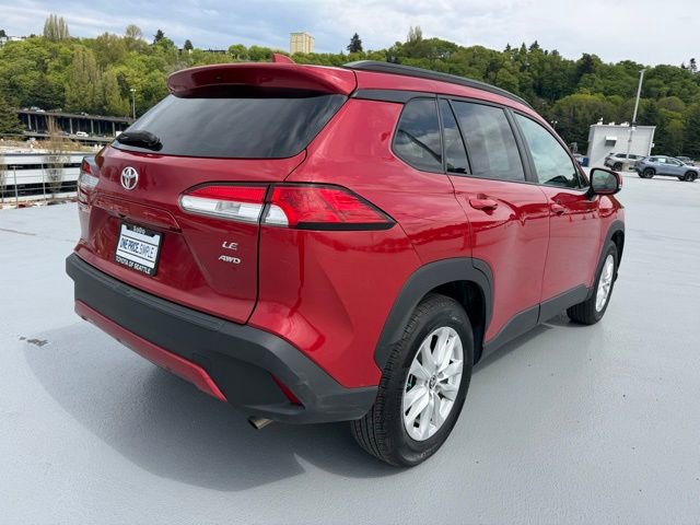 Used 2022 Toyota Corolla Cross LE AWD/4WD image 5