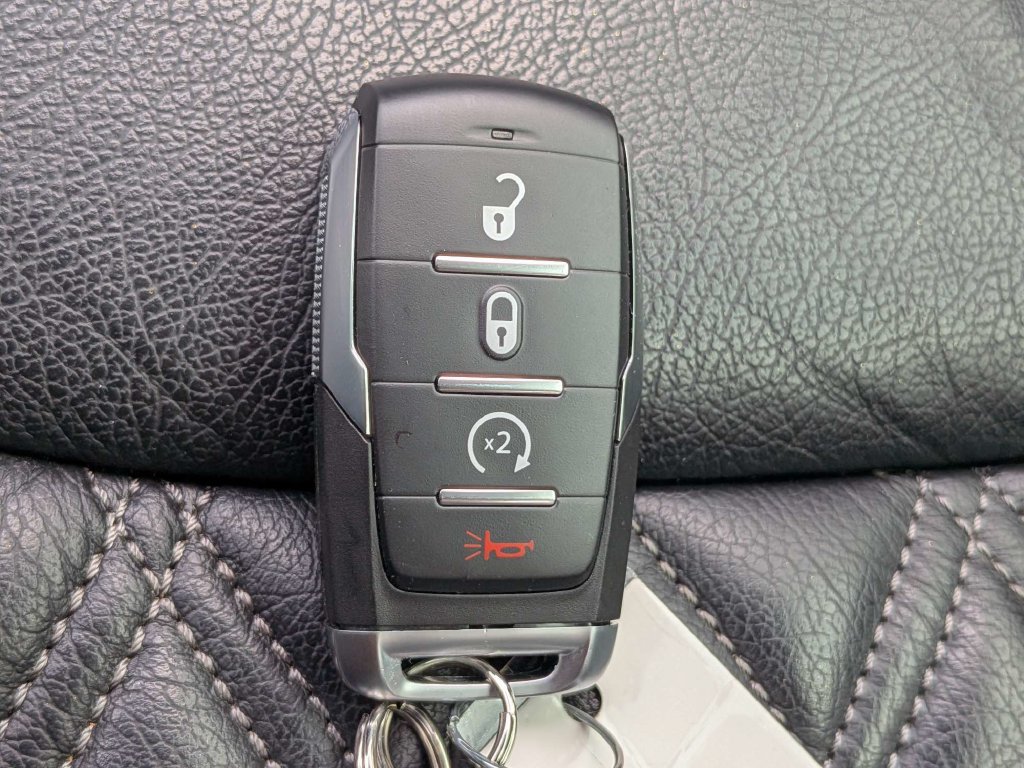 Used 2022 RAM 1500 Big Horn AWD/4WD image 30