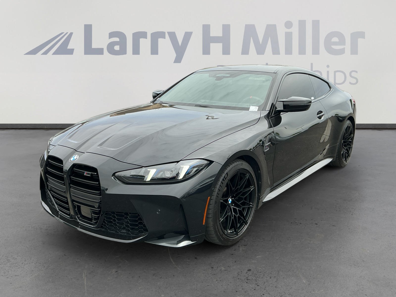 Used 2025 BMW M4 xDrive Competition AWD/4WD image 1