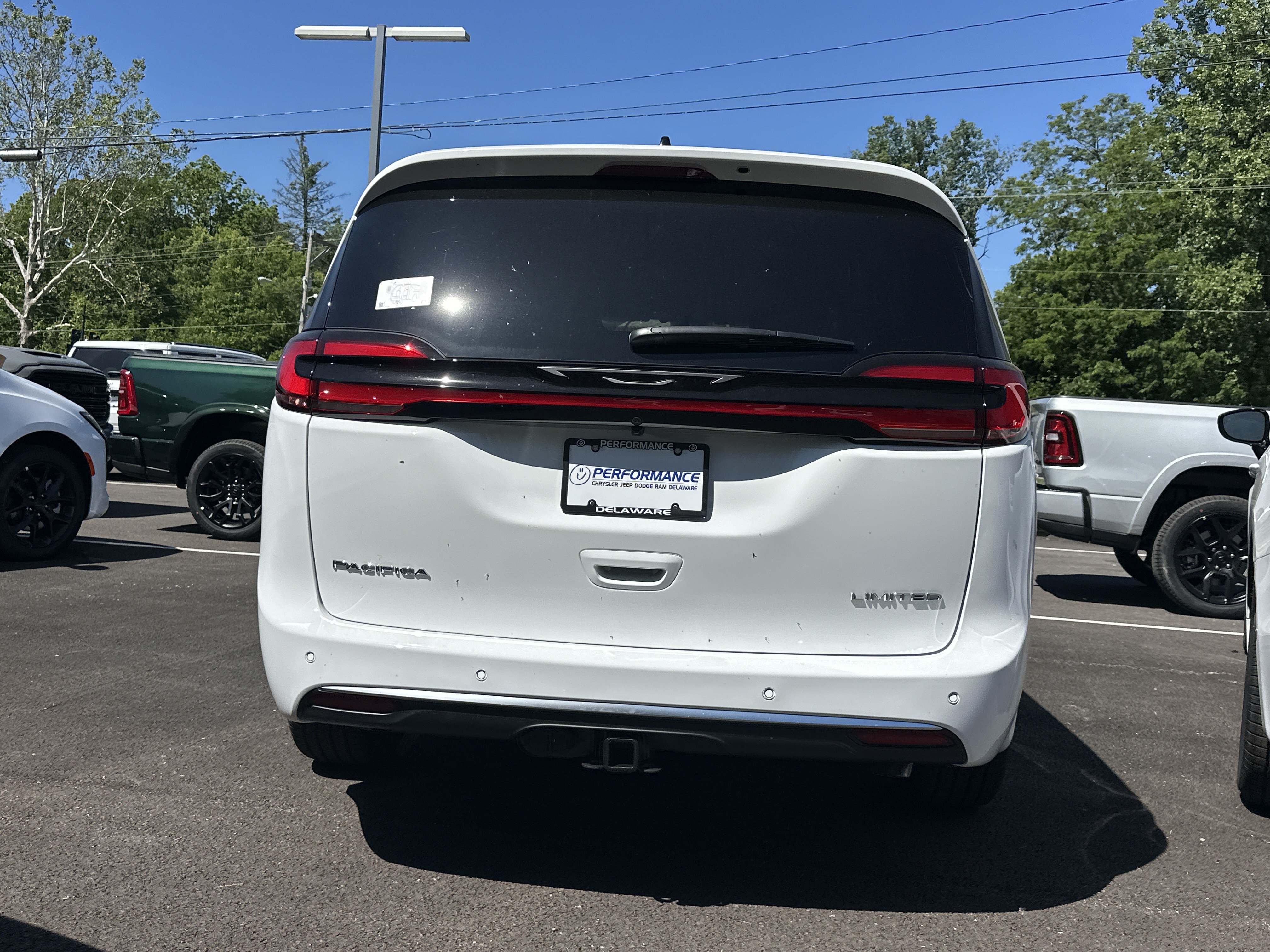 New 2027 Chrysler Pacifica Limited w/ Family Tech Group FWD image 16