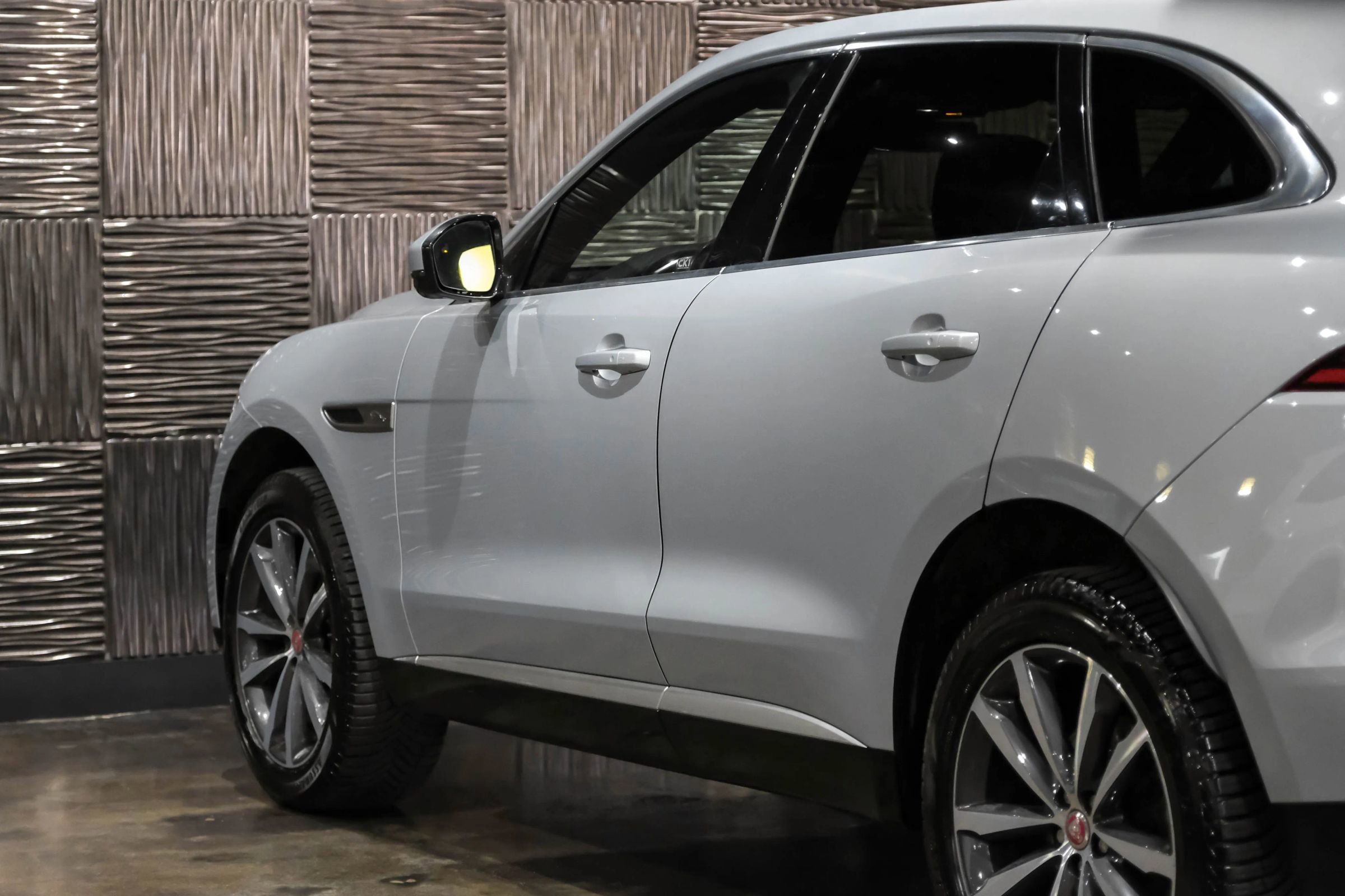 Used 2021 Jaguar F-PACE S image 12