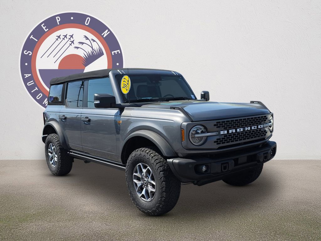 Certified 2022 Ford Bronco Badlands image 2