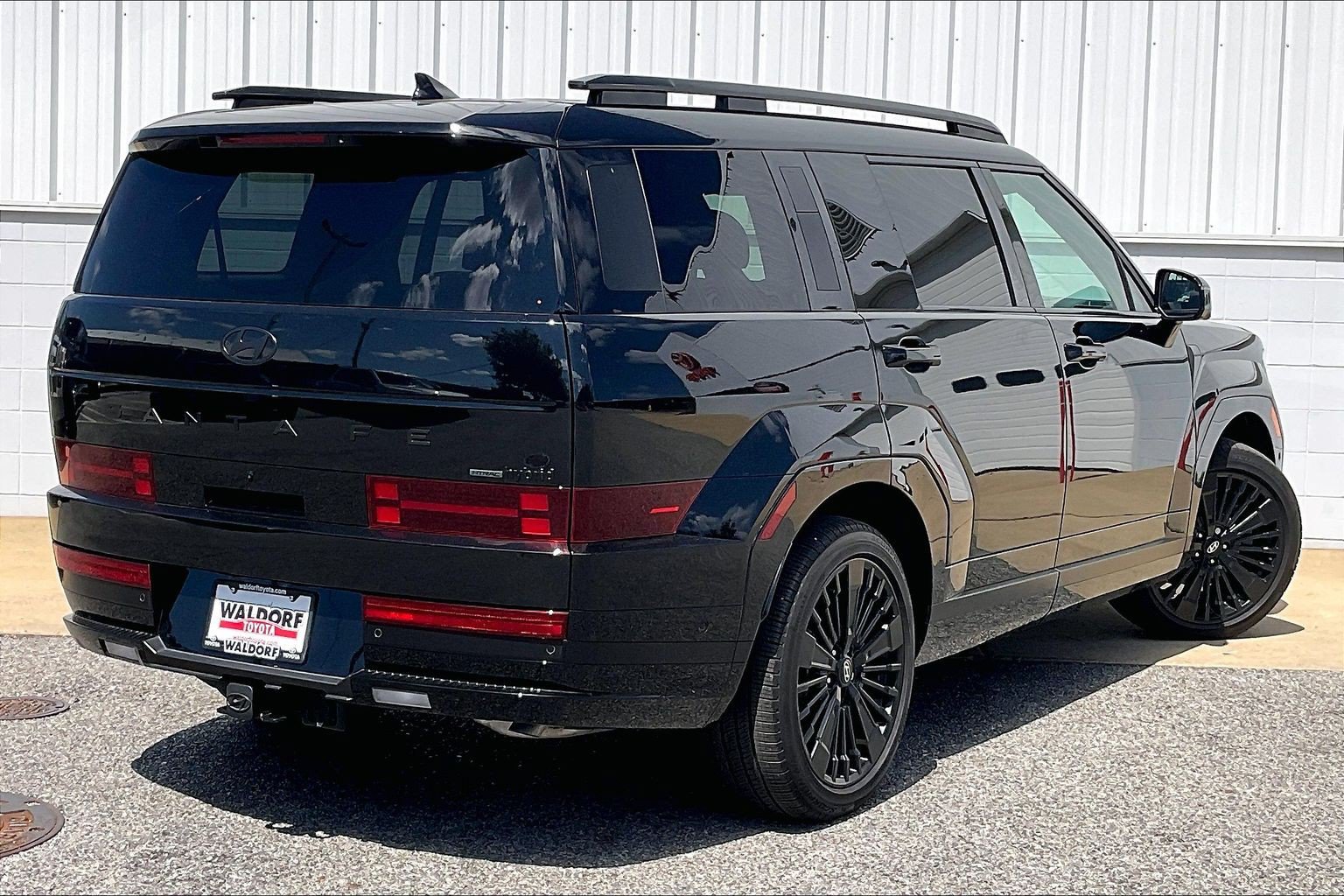 Used 2024 Hyundai Santa Fe Calligraphy AWD/4WD image 17