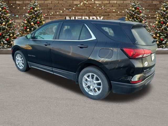 Used 2023 Chevrolet Equinox Premier image 3